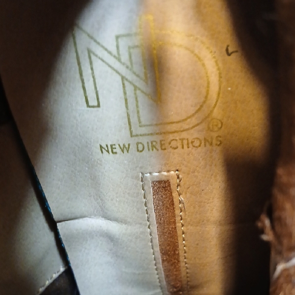 New Directions Brown Suede Women's Ankle Boots With Leather Strap Size 10 - Picture 2 of 10